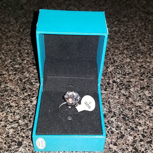 Jewelry - 💍 Sparkling Ring 💎